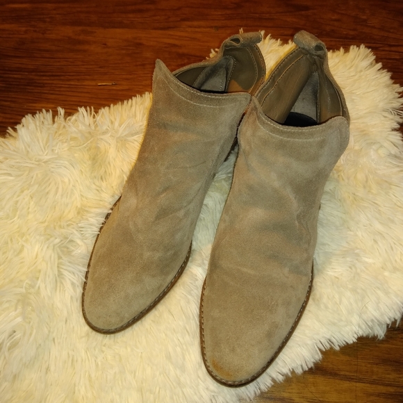 Dolce Vita Suede Tan Tessy Booties - Picture 2 of 15